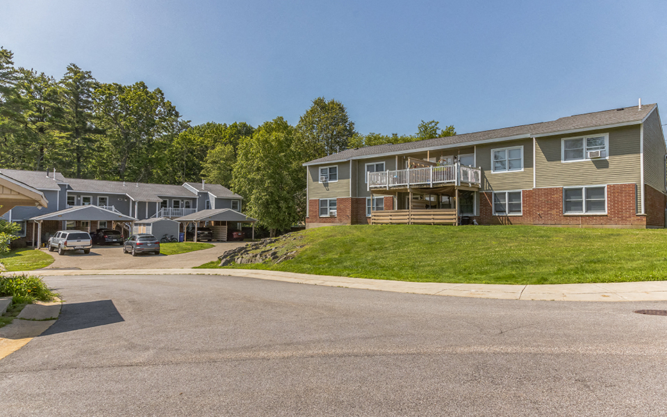Admiralty Village